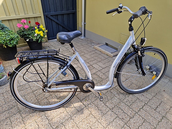 Product image 1 of 6