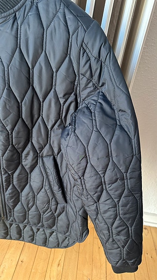 Product image 12 of 17
