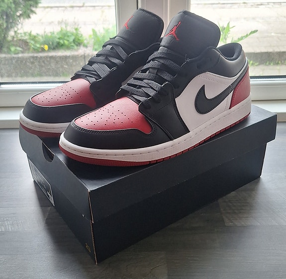 Product image 1 of 10