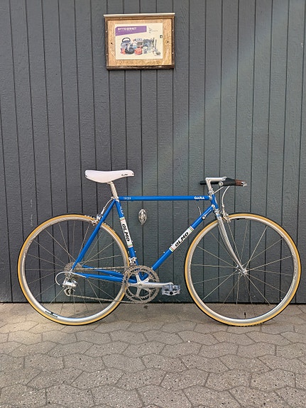 Product image 1 of 10