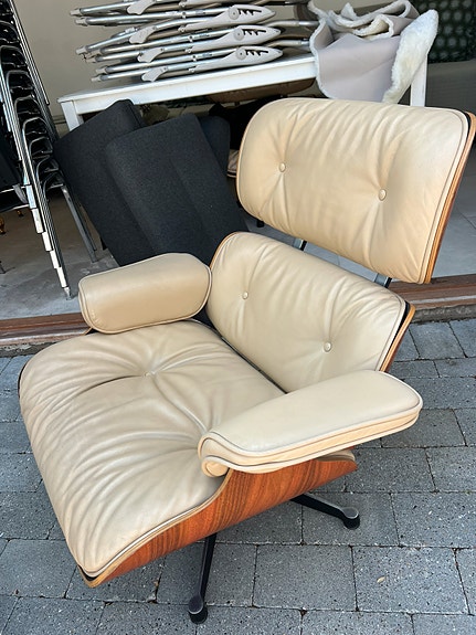 Product image 11 of 27