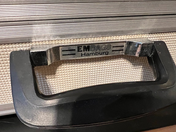 Product image 8 of 9