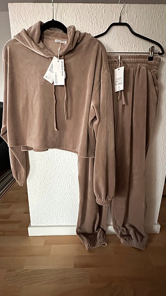 Product image 1 of 10