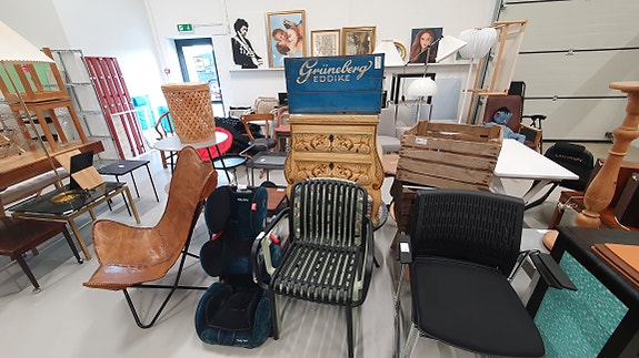 Product image 2 of 9