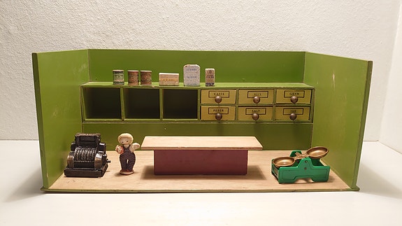 Product image 1 of 8