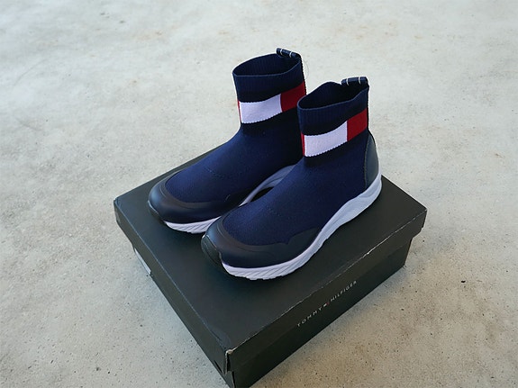 Product image 1 of 4