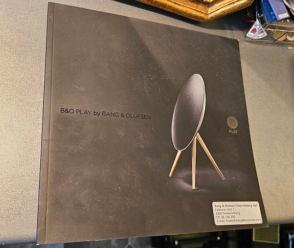 Product image 1 of 2