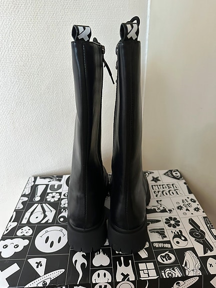 Product image 3 of 9