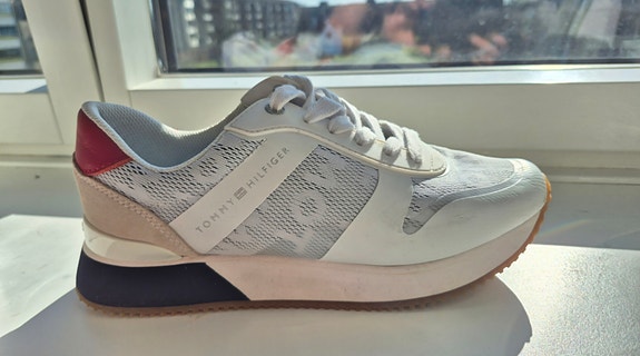 Product image 8 of 9