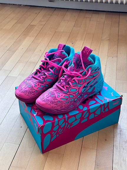 Product image 1 of 4