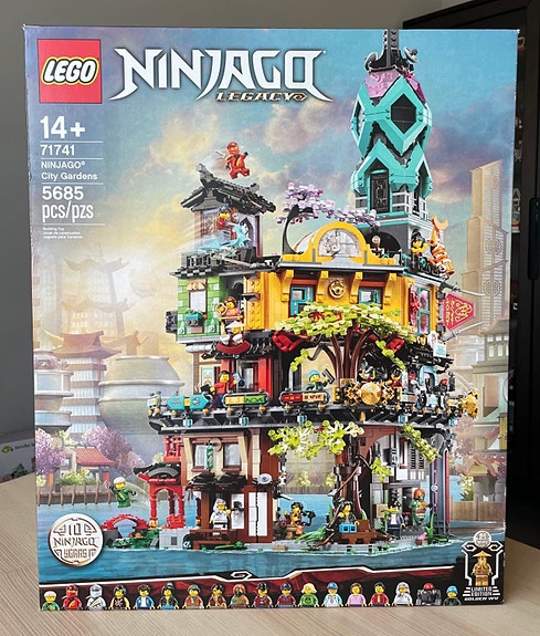 Product image 1 of 2