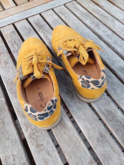 Product image 11 of 12