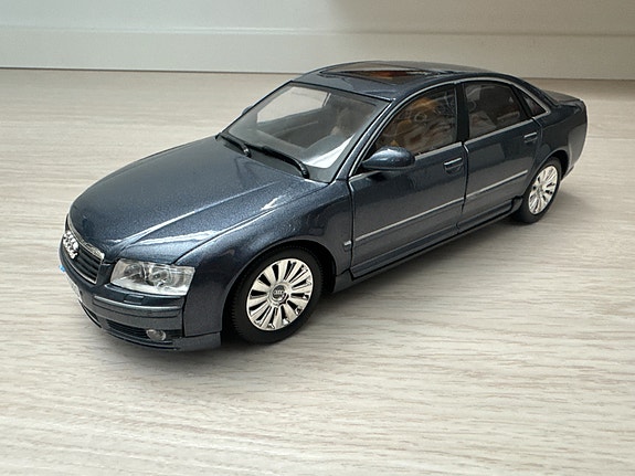 Product image 1 of 8