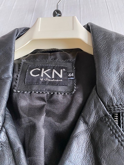 Product image 15 of 20