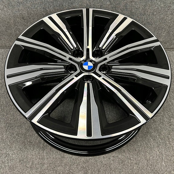 Product image 1 of 10