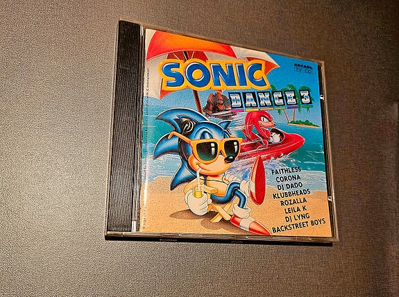 Product image 1 of 2