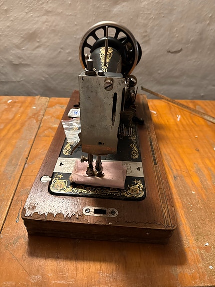 Product image 8 of 9