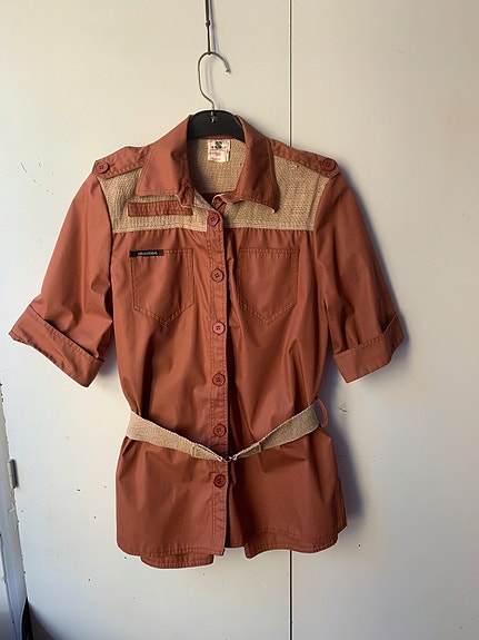 Product image 1 of 4