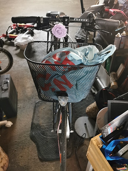 Product image 1 of 6