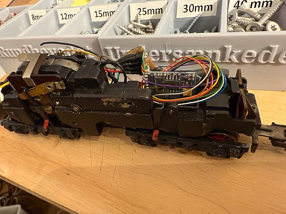 Product image 7 of 8