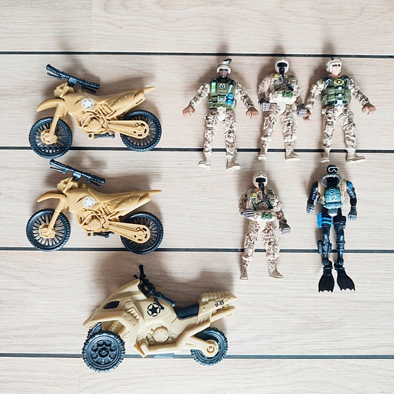 Product image 15 of 18