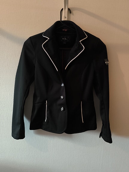 Product image 1 of 7