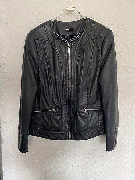 Product image 11 of 17