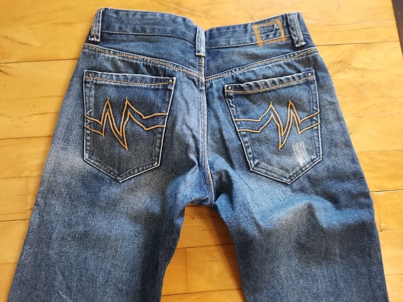 Product image 11 of 16