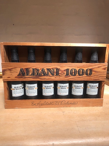 Product image 1 of 2