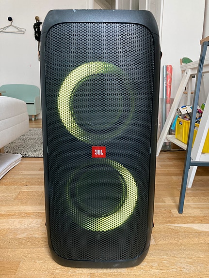 Product image 1 of 8