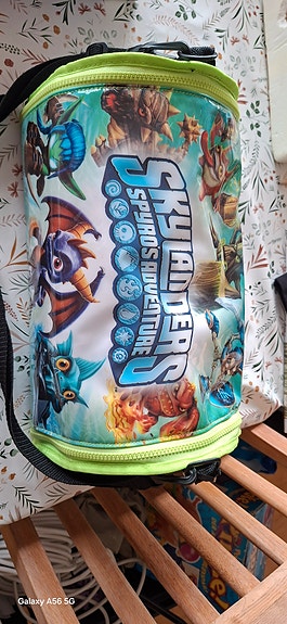 Product image 1 of 4