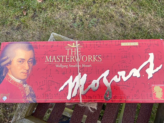 Product image 1 of 4