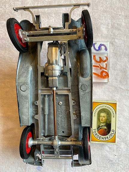 Product image 8 of 8