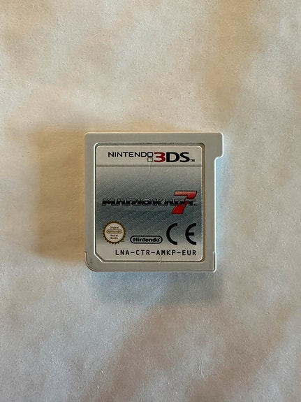 Product image 1 of 2