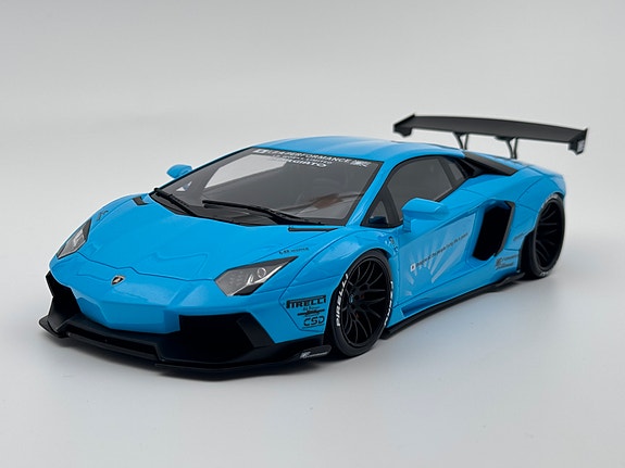 Product image 1 of 9