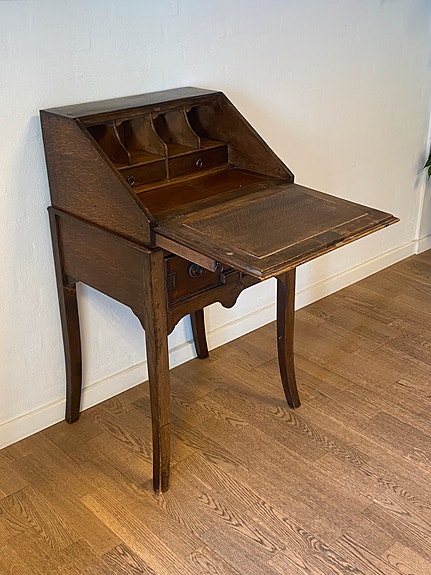 Product image 1 of 9