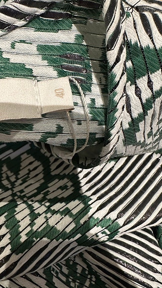 Product image 9 of 11