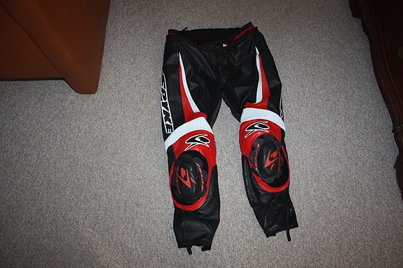 Product image 1 of 4