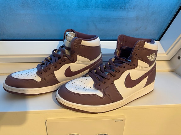 Product image 1 of 5