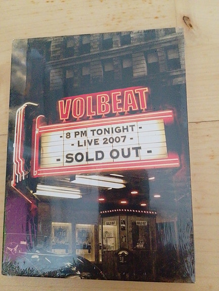 Product image 1 of 2