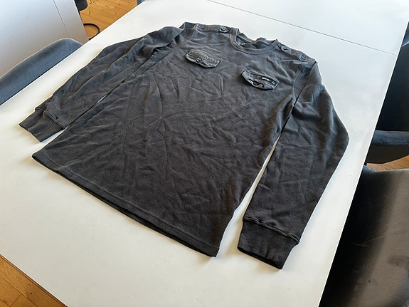 Product image 15 of 24