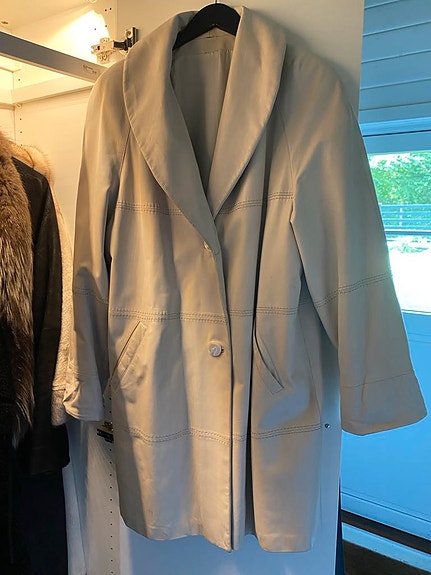 Product image 1 of 6