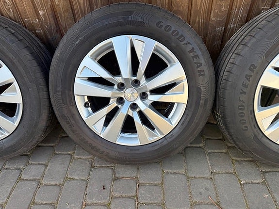 Product image 2 of 8