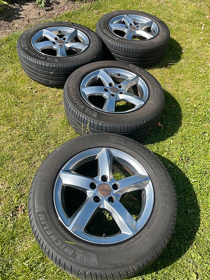 Product image 1 of 5