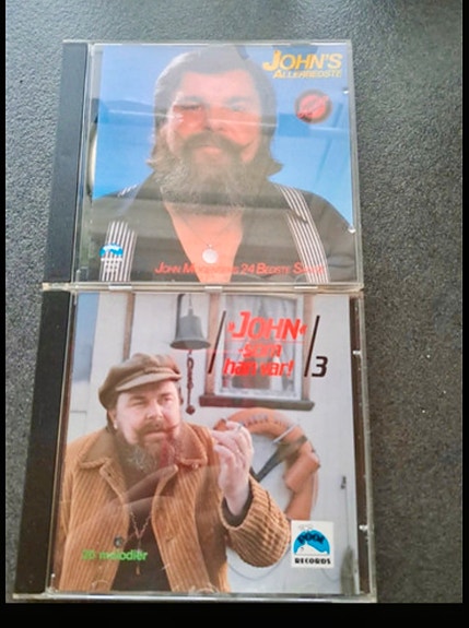 Product image 1 of 2