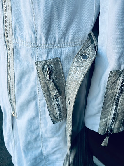 Product image 12 of 18
