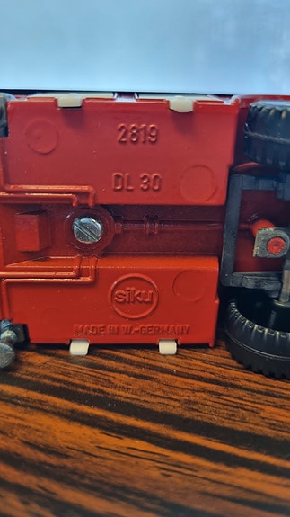 Product image 5 of 8