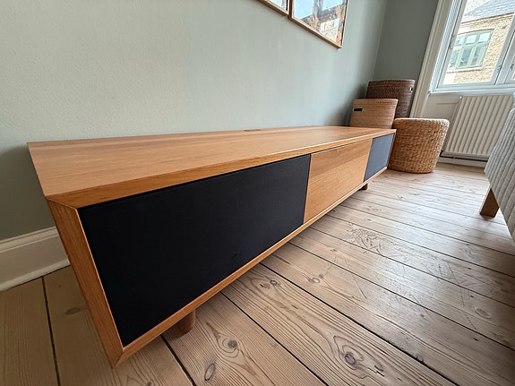 Product image 1 of 8