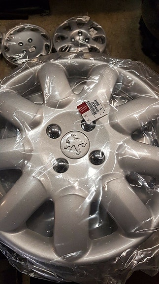 Product image 2 of 8