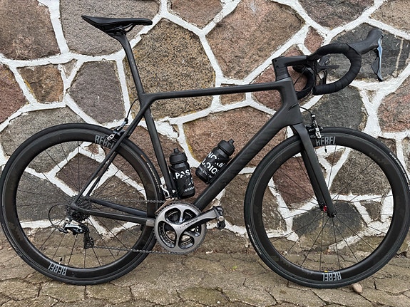 Product image 1 of 7